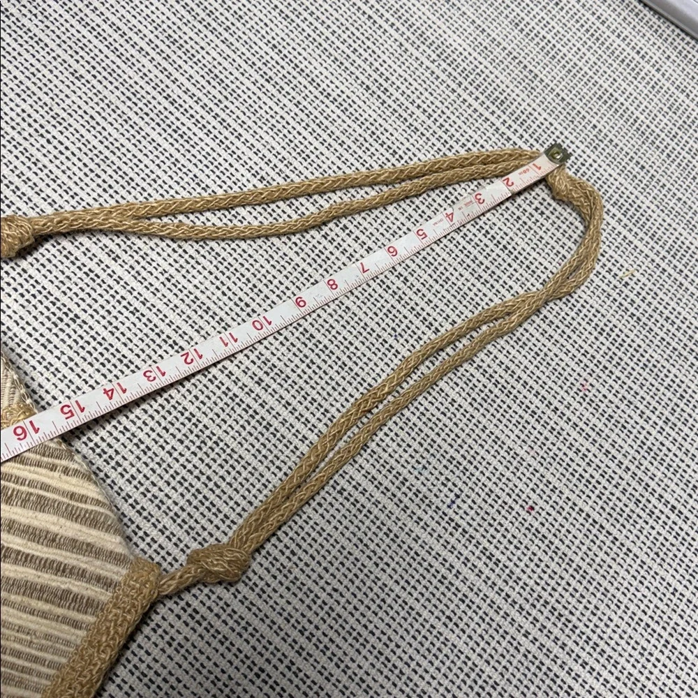 Stylish Tan and Cream Woven natural Shoulder Bag - Picture 8 of 8